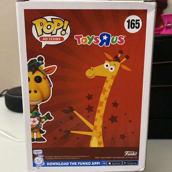 GEOFFREY TOYS R US GIRAFFE EXCLUSIVE LIMITED EDITION - Picture 7 of 9